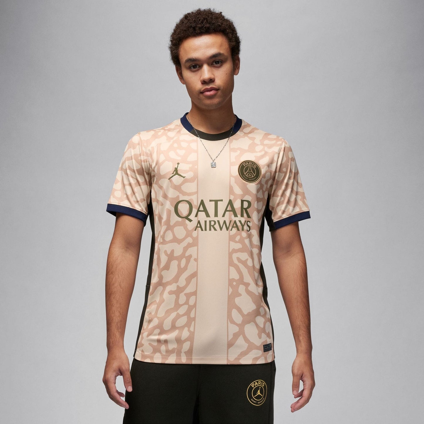 Paris Saint-Germain 23/24 Fourth Jersey (FD6504-201)