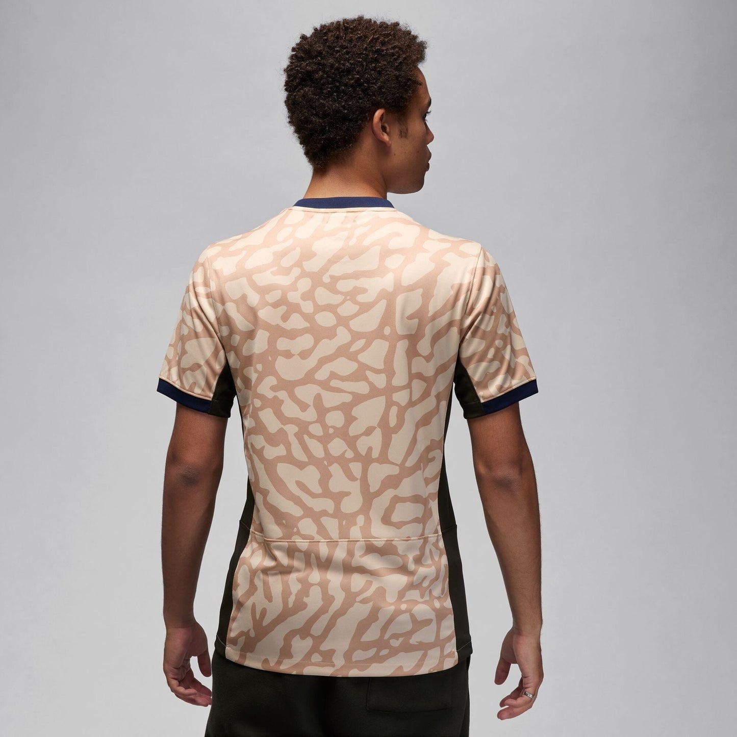 Paris Saint-Germain 23/24 Fourth Jersey (FD6504-201)